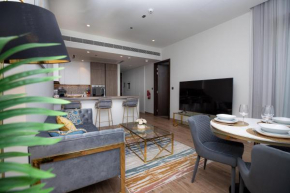 LUXURY 1 BR Apartment at Marina Gate Jumeirah Living